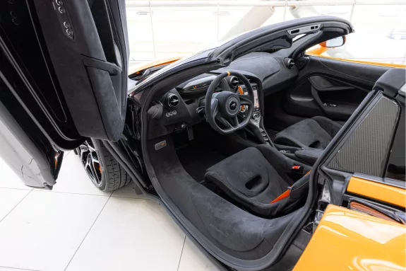 McLaren 765LT Spider 4.0 V8 | MSO | Carbon Fibre Ex. 1/2/3 | Ventura Orange | – Foto 3