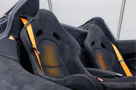 McLaren 765LT Spider 4.0 V8 | MSO | Carbon Fibre Ex. 1/2/3 | Ventura Orange | – Foto 4