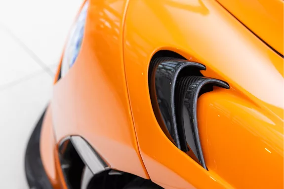 McLaren 765LT Spider 4.0 V8 | MSO | Carbon Fibre Ex. 1/2/3 | Ventura Orange | – Foto 40