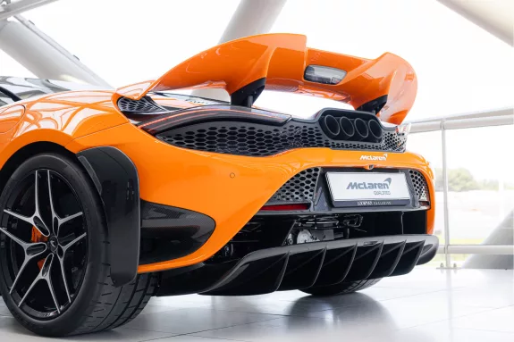 McLaren 765LT Spider 4.0 V8 | MSO | Carbon Fibre Ex. 1/2/3 | Ventura Orange | – Foto 45