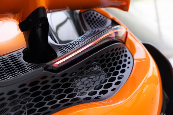 McLaren 765LT Spider 4.0 V8 | MSO | Carbon Fibre Ex. 1/2/3 | Ventura Orange | – Foto 48