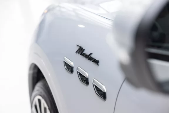Maserati Grecale 2.0 MHEV Modena |Sunroof | Roof Rails | 21” Wheels | ADAS L2 | – Foto 29