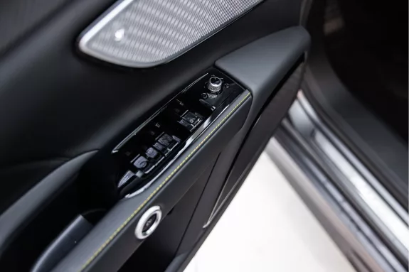 Maserati Grecale 3.0 V6 Trofeo | Head Up Display | 360 Surround View Camera | Driver Assistance Plus Pack.L2 | – Foto 14