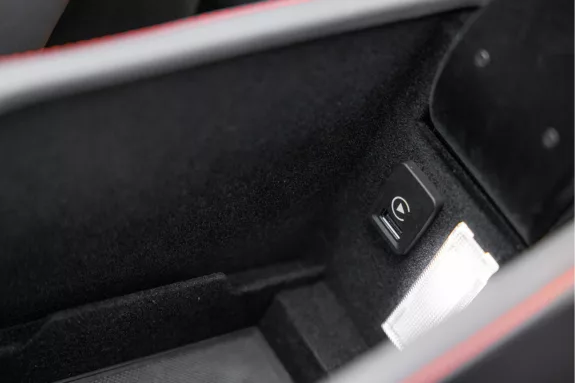 Ferrari Portofino 3.9 V8 HELE | Carbon | Daytona Style | LED | Passenger Display | – Foto 44