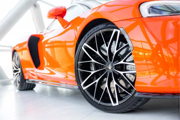 McLaren GT 4.0 V8 | Helios Orange | Panoramic Roof | MSO | – Foto 50