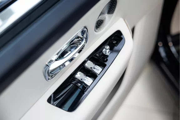 Rolls-Royce Cullinan 6.75 V12 | URBAN | Carbon | Pano | 24” | – Foto 12