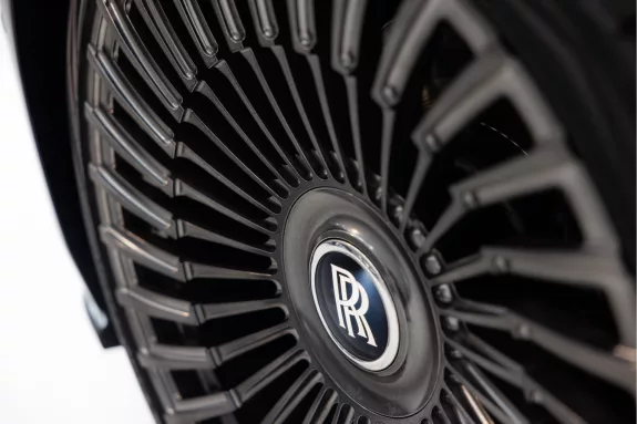 Rolls-Royce Cullinan 6.75 V12 | URBAN | Carbon | Pano | 24” | – Foto 53