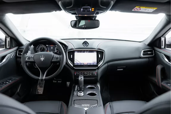 Maserati Ghibli 3.0 V6 Modena Edizione Finale voordeel van €15.637,- | Power Sunroof | Nerissimo Pack | Driver Assistance Pack Plus | Apple CarP – Foto 3