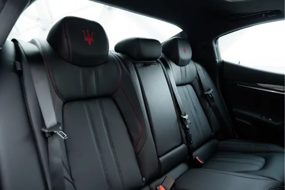 Maserati Ghibli 3.0 V6 Modena | Power Sunroof | Nerissimo Pack | Driver Assistance Pack Plus | Apple CarPlay | – Foto 11