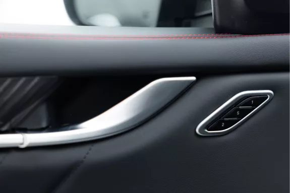 Maserati Ghibli 3.0 V6 Modena Edizione Finale voordeel van €15.637,- | Power Sunroof | Nerissimo Pack | Driver Assistance Pack Plus | Apple CarP – Foto 18