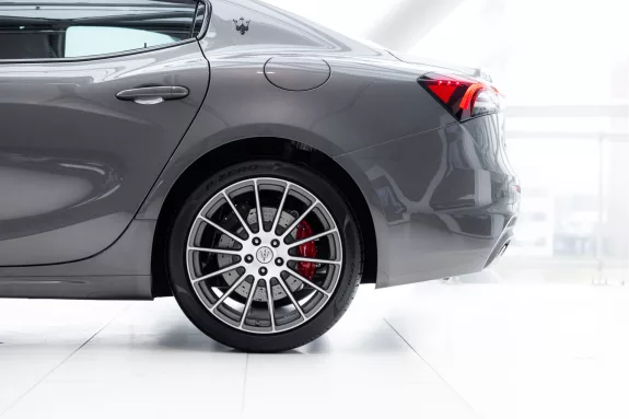 Maserati Ghibli 3.0 V6 Modena Edizione Finale voordeel van €15.637,- | Power Sunroof | Nerissimo Pack | Driver Assistance Pack Plus | Apple CarP – Foto 47