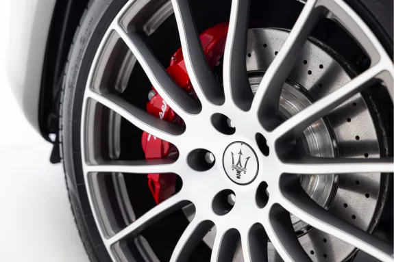Maserati Ghibli 3.0 V6 Modena Edizione Finale | Power Sunroof | Nerissimo Pack | Driver Assistance Pack Plus | Apple CarPlay | – Foto 48