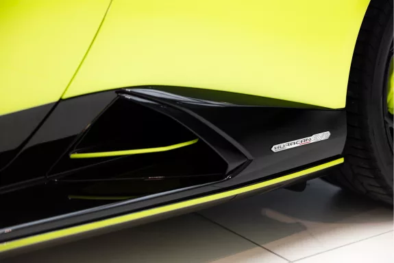Lamborghini Huracan EVO Fluo Capsule 4WD | Official Lamborghini Service Partner | – Foto 27