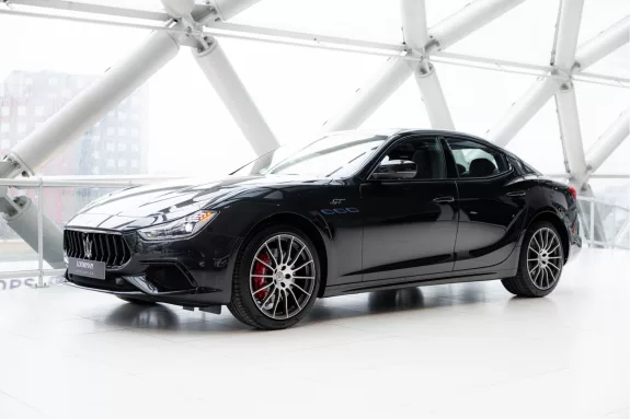 Maserati Ghibli Hybrid GT Edizione Finale | Nerissimo Pack | Driver Assistance Pack Plus | Full Premium Package |  Heated Front Seats | – Foto 32