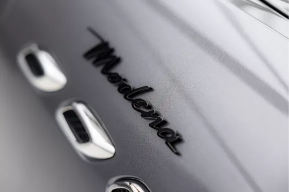 Maserati Levante 3.0 V6 Modena Edizione Finale | Driver Assistance Pack Plus |  Panorama Sunroof | 21″ Staggered Anteo Black | – Foto 60