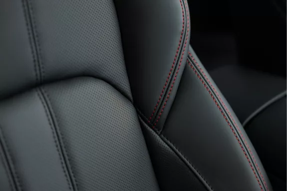 Maserati Levante 3.0 V6 Modena Edizione Finale | Driver Assistance Pack Plus |  Panorama Sunroof | 21″ Staggered Anteo Black | – Foto 63